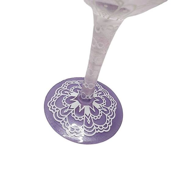 Lolita Bar Drinkware, The Best Grandma Ever Frosted Champagne Wine Glass - Picture 4 of 7